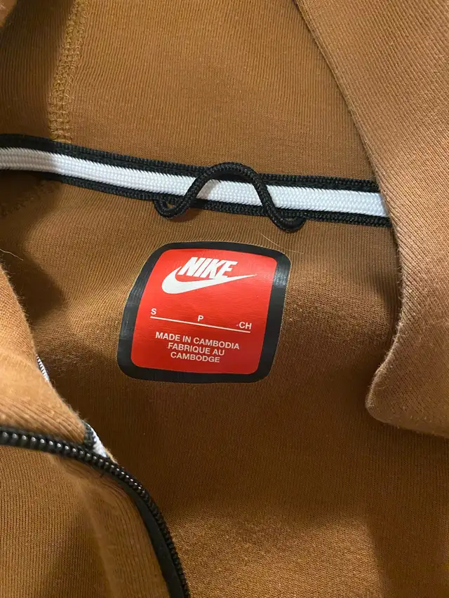 Nike Tech Fleece Full Zip Hoodie | Men's | City of Toronto | Free local ...
