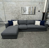 Free delivery  Grey Sectional sofa couch ️ Reversible chaise ✅