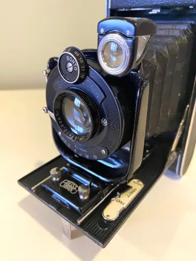 Zeiss Ikon Cocarette Camera 514/2 With Dominar f4.5 10.5cm Lens, View more