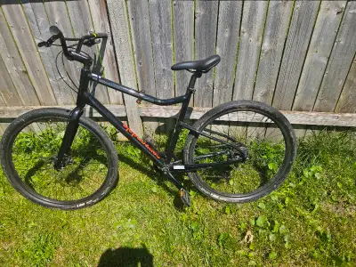 Like new condition bike. Bought it during pandemic but didn't end up using it very often. Pick up in...