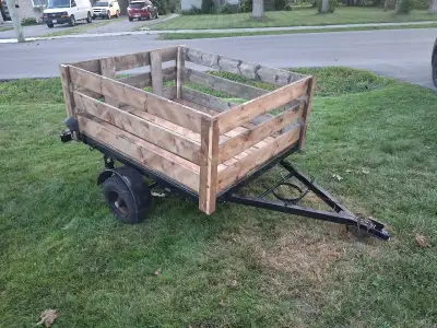 sturdy ulility trailer with removable tailgate 1000.00 located in belleville