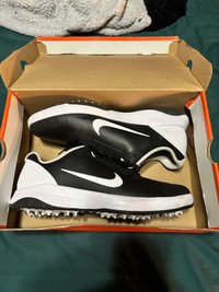 NIKE GOLF SHOES size 12