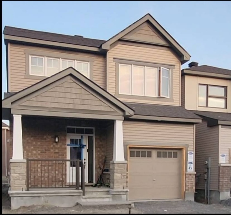 Detached house for rent in Stittsville. 2002 year build. Long Term Rentals Ottawa Kijiji