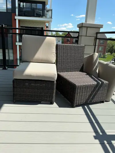 Ensemble de 2 chaises de patio en osier (imitation), View more