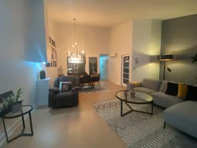 Beau condo 4 1/2 meublé à louer