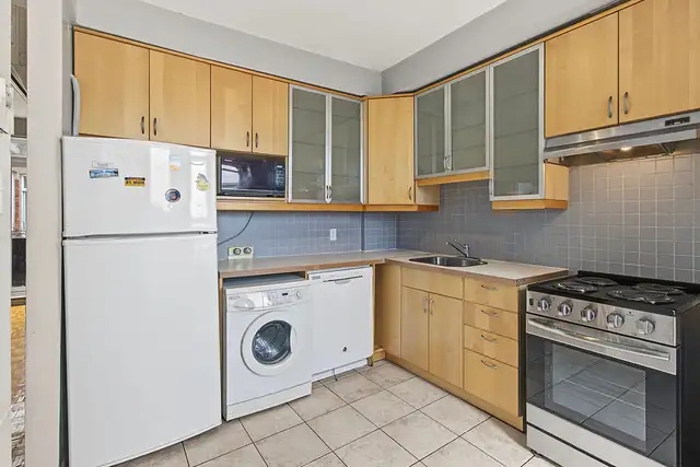 Spacious 5 ½ in NDG, 3 Bed + Office, Metro Villa-Maria & Vendome in Long Term Rentals in City of Montréal - Image 6