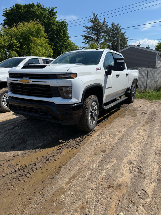 2024 3/4 chevy crew cab custom in Cars & Trucks in Edmonton
