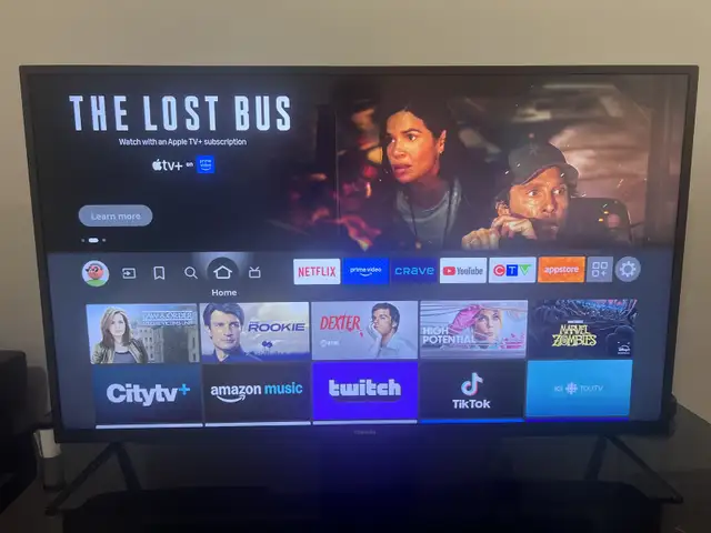 Toshiba 43-Inch Smart 4K UHD Fire TV in TVs in City of Montréal - Image 2