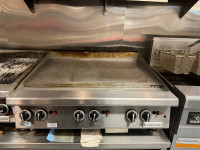 GARLAND GAS FLAT TOP GRILL