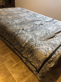 Comforter king size reversible 