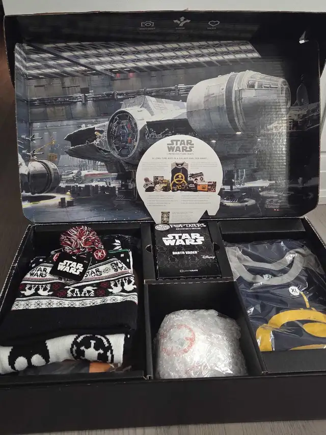 Lootcrate Star Wars Limited Edition in Arts & Collectibles in City of Toronto - Image 2