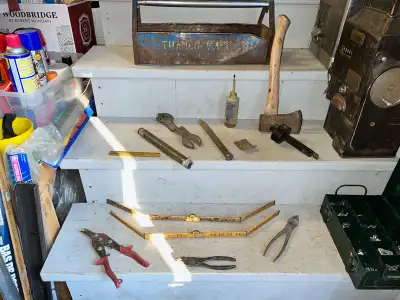 ASSORTED VINTAGE HATCHET FOLDING RULERS MARKING GAUGE ++, View more