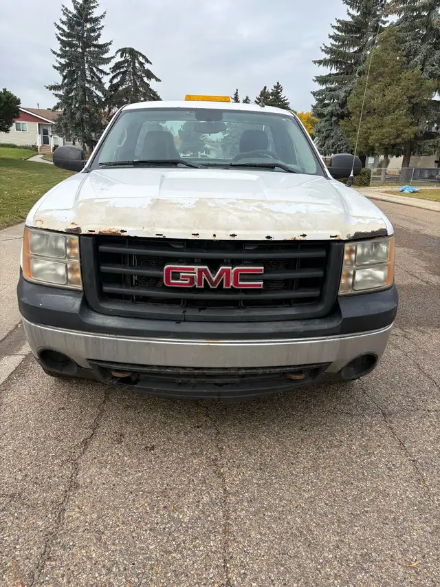 2008  GMC truck 