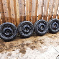 Ford F150 Goodyear Winter Tires on Rims 235 / 55R17