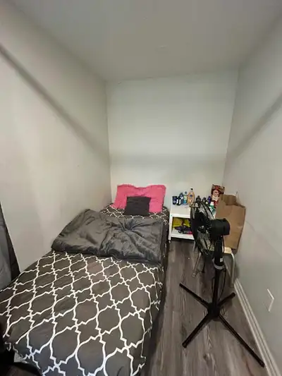 1 private room available near kitchen for $350 + $50 approx utilities in a 2BHK BASEMENT. The 2 bedr...