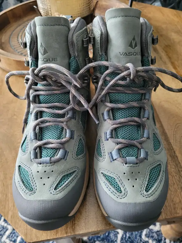 Bottes randonnées Vasque femme in Women's - Shoes in Québec City - Image 7