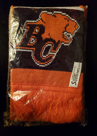 BRITISH COLUMBIA LIONS - BC LIONS - SCARFS - SCARVES + BRAND NEW