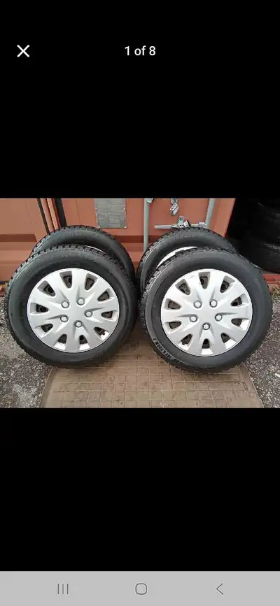 Set of 4 UNIROYAL winter tires with rims (225 65 17) pattern (5×114.3) hubcaps 2022 TOYOTA RAV4