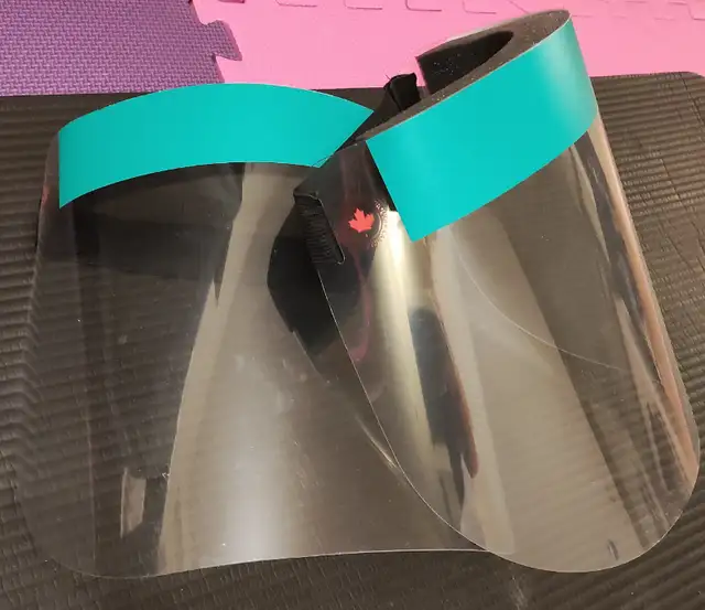 Face shields adult in Health & Special Needs in City of Toronto - Image 2