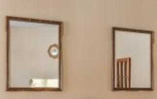 Pair of mirrors in vintage frames in Home Décor & Accents in Ottawa - Image 2