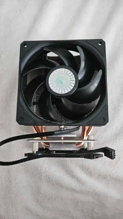 Used cpu cooler in a good condition