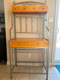 Bakers rack - Microwave stand