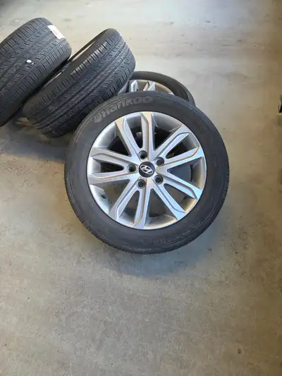 from a 2015 Hyundai Elantra. tread depth 7/32 only used in summer 5 bolt