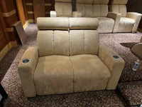 Home theater recliner chairs
