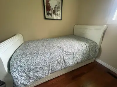Solid Wood Twin Trundle Bedroom Set, View more