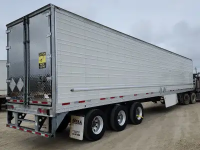 2024 Vanguard Tri Axle Reefer trailer, 2 rows of etrack, air inflation system, aluminum wheels, Ther...