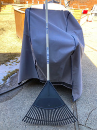 Garden Fan Rake