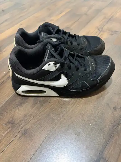 Nike Men’s Air Max - 9.5, View more