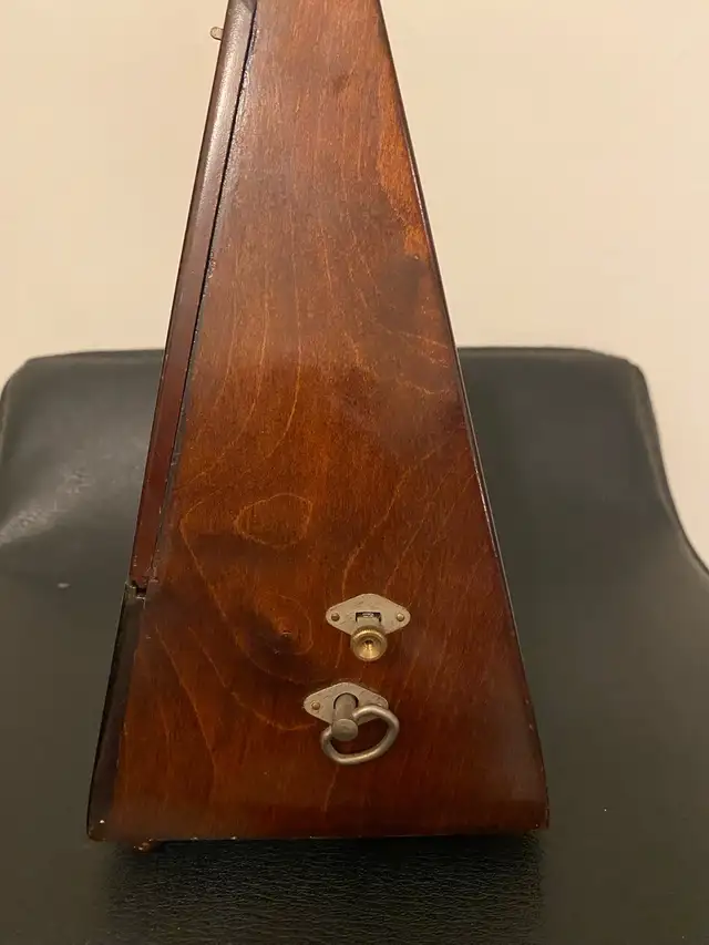 vintage Wittner metronome with bell. in Other in Markham / York Region - Image 4