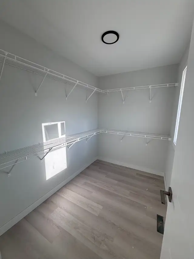 Finish Carpenter477286112408391686