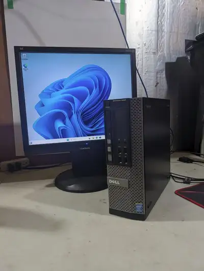 Fully refurbished desktop, put together using high quality tested parts. Runs great! Intel Core i7-4...