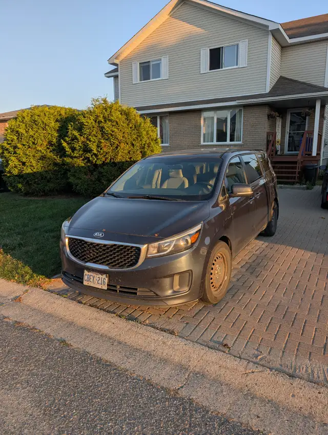 Kia Sedona - As is