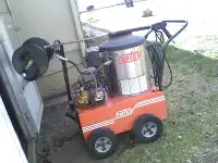 Hotsy 555SS Pressure Washer 1300 PSI Oil Heated 2.2 GPM