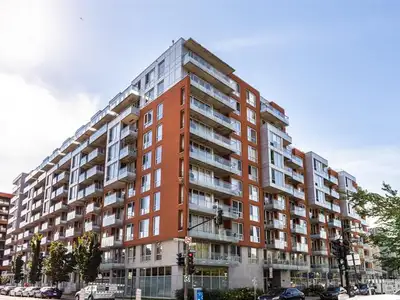 Griffintown Entièrement  Meublé 3 ½, disponible a 10 août