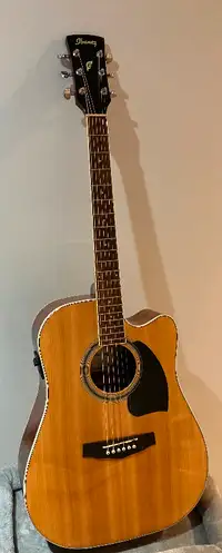 IBANEZ electro acoustic, superbe guitare