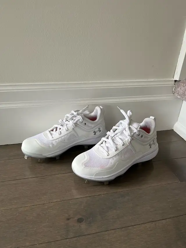 Women’s Under Armour Softball Shoes (NEW) in Baseball & Softball in St. Catharines - Image 2