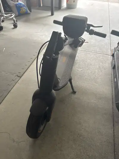 Selling my Ninebot Max G30 electric scooter, known for its reliability and long range. This scooter...