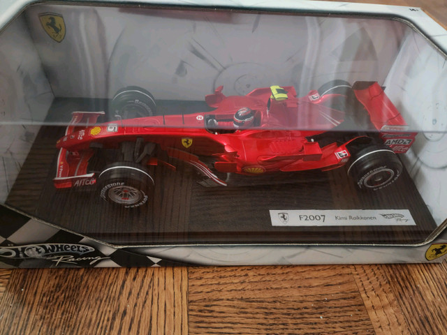 Hot Wheels F1 Ferrari Schumacher Raikkonen Lamborghini 1/18 toy
 in Arts & Collectibles in Markham / York Region - Image 3