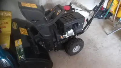 Yardworks 24-inch 2-Stage Snowblower, View more