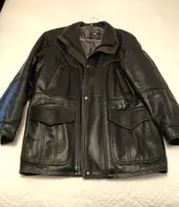 Men’s leather jacket size medium 