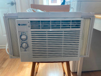 Small Window Air Conditioner - Only One Summer Used
