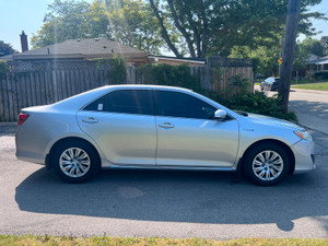 2014 Toyota Camry Hybrid LE