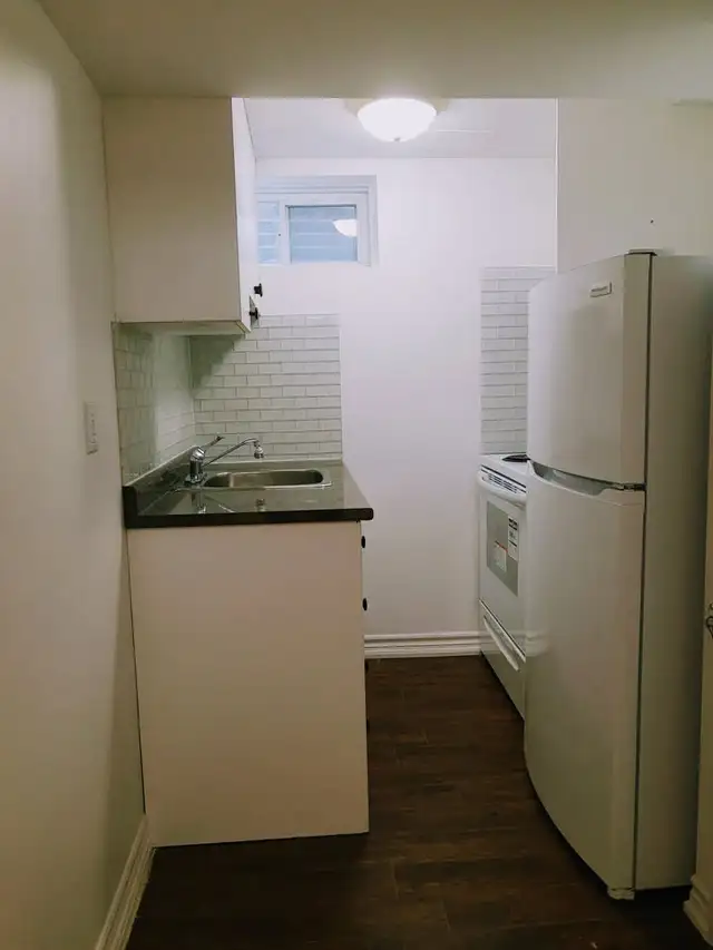 Basement Apartment For Rent in Thornhill! in Long Term Rentals in Markham / York Region - Image 9