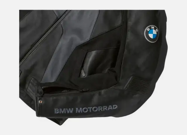 BMW Motorrad Hotlap Jacket EU52 in Motorcycle Parts & Accessories in Kingston - Image 4