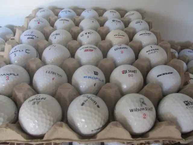 Trays of 30 Golf Balls in Golf in Edmonton - Image 4
