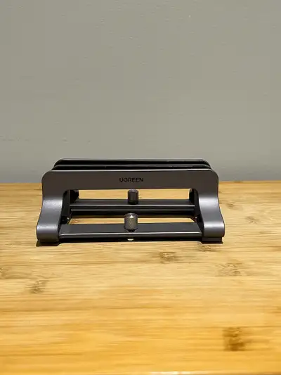 Ugreen - Dual Slot Laptop Holder, View more